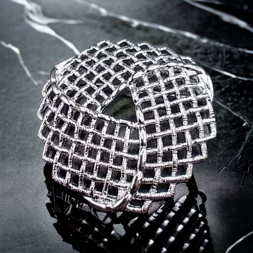 Vintage Sarah Coventry Silver Tone Woven Circle Brooch Pin Signed 1.5” Jewelry